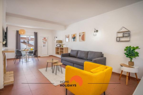 #170 Pateo Flat by Home Holidays